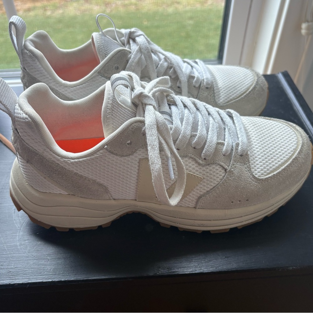 Veja White and Tan Women's Sneakers - Picture 4 of 13